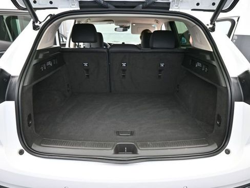 Used 2023 Buick Envision Essence image 8