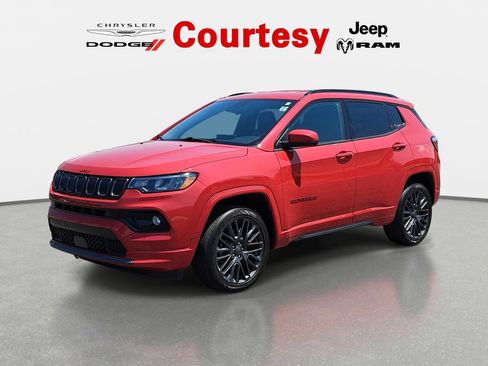 Certified 2022 Jeep Compass Limited AWD/4WD image 8