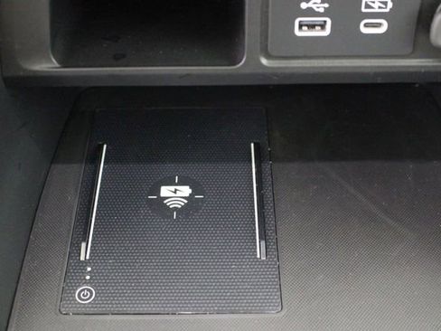 Used 2025 Honda Pilot Touring image 35