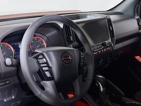 New 2025 Nissan Frontier PRO-4X image 9