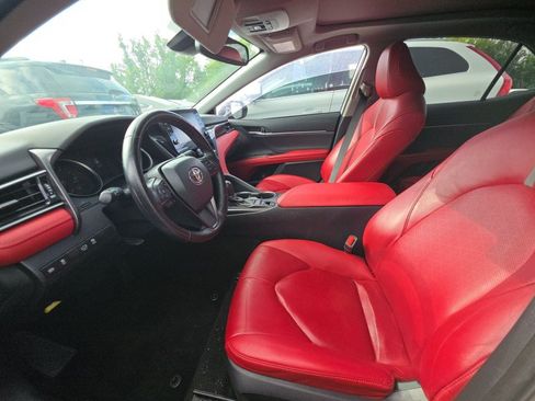 Used 2021 Toyota Camry XSE FWD image 7