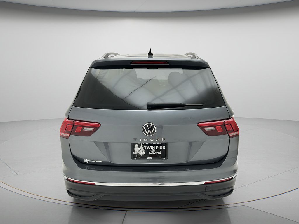 Used 2023 Volkswagen Tiguan S FWD image 7