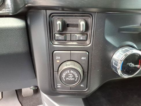 Used 2024 Ford F250 Lariat w/ Lariat Ultimate Package AWD/4WD image 26