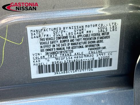 Used 2024 Nissan Sentra SV FWD image 39