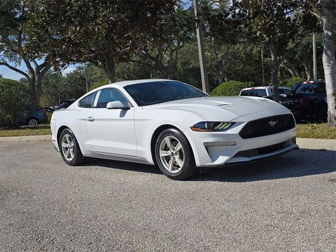 Certified 2021 Ford Mustang Coupe image 2