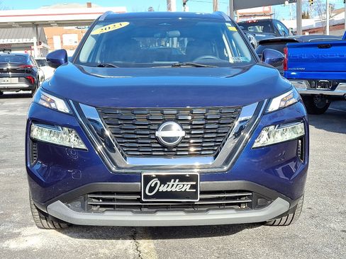 Used 2023 Nissan Rogue SV w/ SV Premium Package image 8