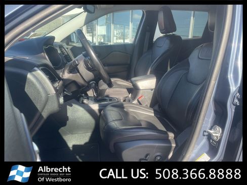 Used 2021 Jeep Cherokee Latitude Lux image 10