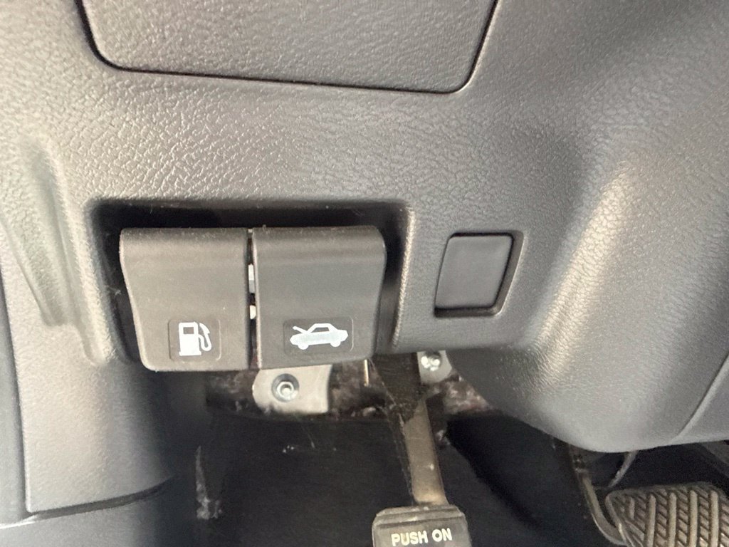 Used 2019 Nissan Murano Platinum w/ Cargo Package FWD image 25