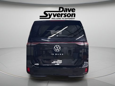 New 2025 Volkswagen ID. Buzz Pro S RWD image 4
