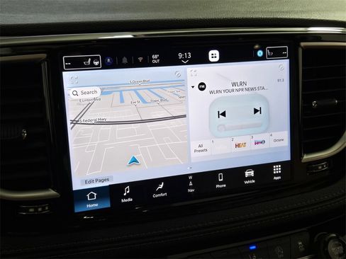 New 2025 Chrysler Pacifica Pinnacle w/ Trailer Tow Group image 15