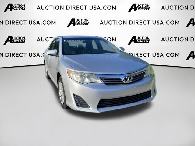 Used 2012 Toyota Camry FWD image 5