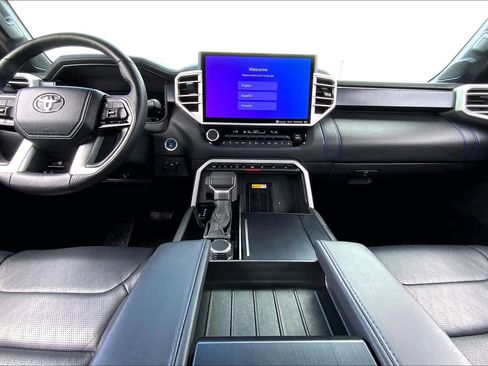 Used 2024 Toyota Sequoia Platinum image 15