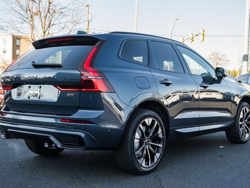 New 2026 Volvo XC60 B5 Plus w/ Climate Package image 5