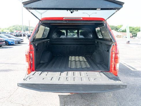 Used 2017 Ford F150 XLT w/ Equipment Group 302A Luxury AWD/4WD image 14