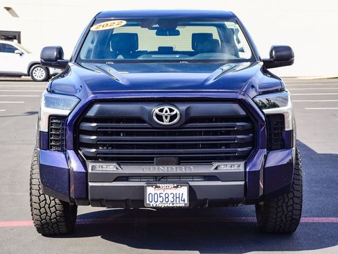 Used 2022 Toyota Tundra SR5 w/ SR5 Premium Package image 2
