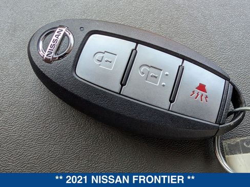 Used 2021 Nissan Frontier SV w/ Midnight Edition Floor Mats AWD/4WD image 34