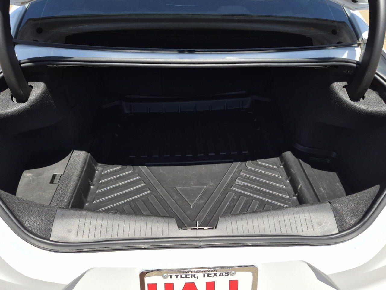 Certified 2023 Cadillac CT4 V w/ Navigation Package RWD image 9