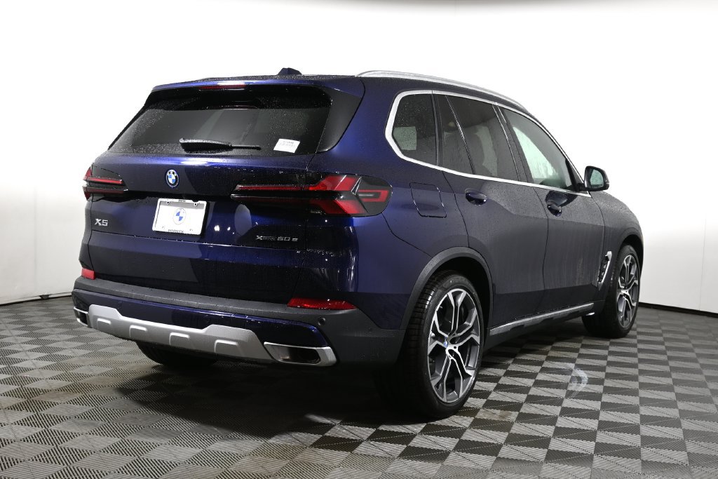 Used 2026 BMW X5 xDrive50e w/ Climate Comfort Package AWD/4WD image 7