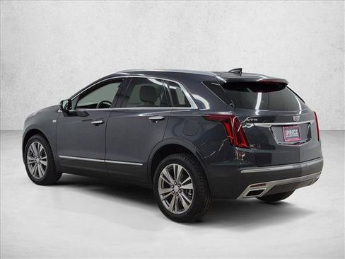 Used 2023 Cadillac XT5 Premium Luxury w/ Technology Package FWD image 8