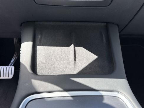Used 2023 Tesla Model Y Performance AWD/4WD image 15