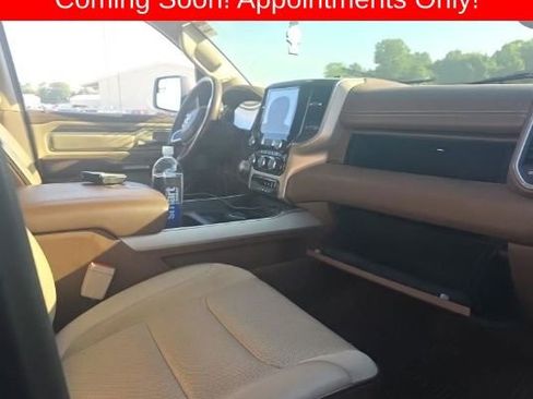 Used 2020 RAM 1500 Laramie AWD/4WD image 3