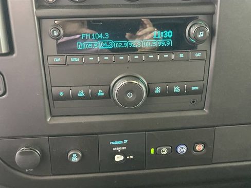 Used 2023 Chevrolet Express 2500 w/ Driver Convenience Package RWD image 13