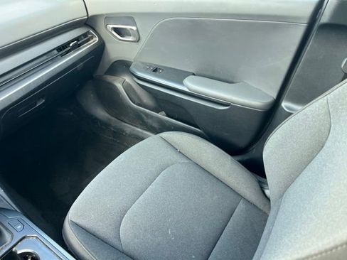 Used 2025 Kia K4 LXS FWD image 10