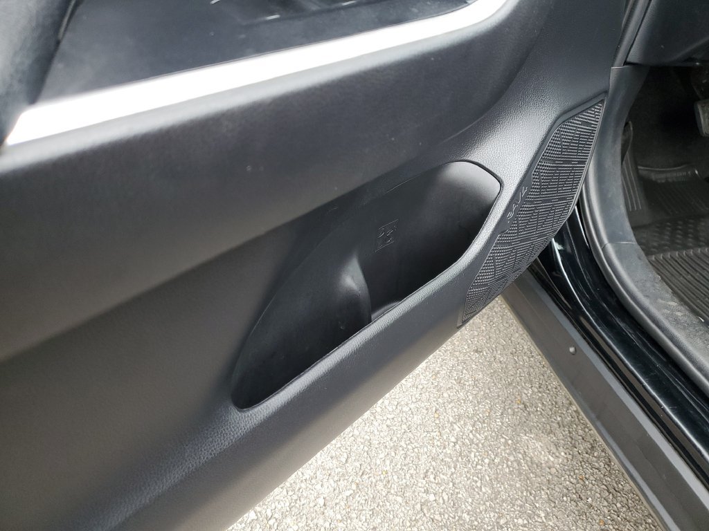 Used 2020 Toyota RAV4 LE FWD image 19
