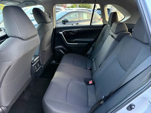 Used 2025 Toyota RAV4 LE AWD/4WD image 15