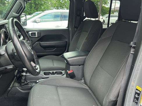 Used 2023 Jeep Wrangler Unlimited w/ Cold Weather Group AWD/4WD image 11
