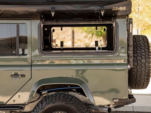 Used 1991 Land Rover Defender 110 image 43