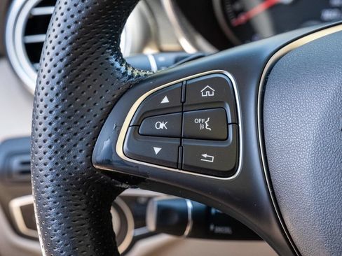 Used 2019 Mercedes-Benz GLC 300 image 26
