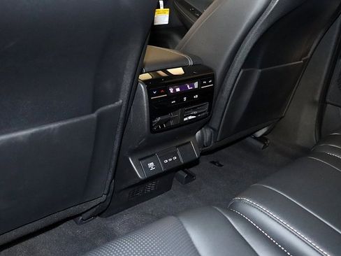 Certified 2026 Acura MDX w/ Technology Package image 16