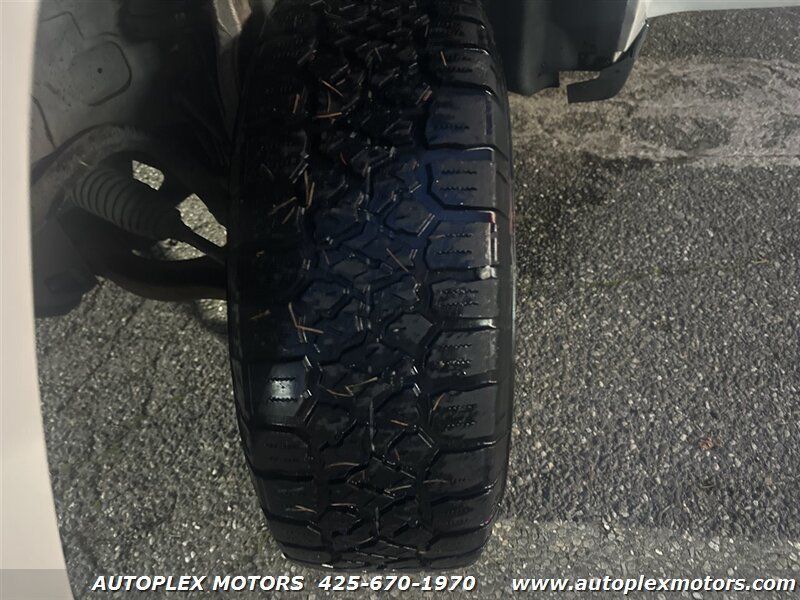 Used 2008 Jeep Grand Cherokee Laredo RWD image 29