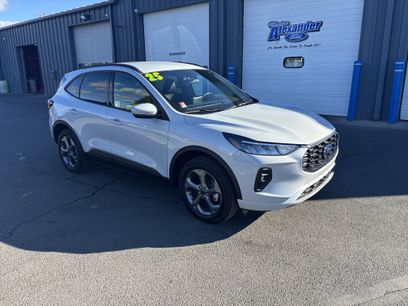 Used 2025 Ford Escape ST-Line Select