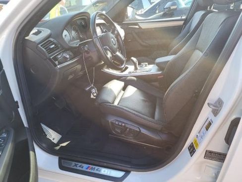 Used 2018 BMW X4 M40i image 4