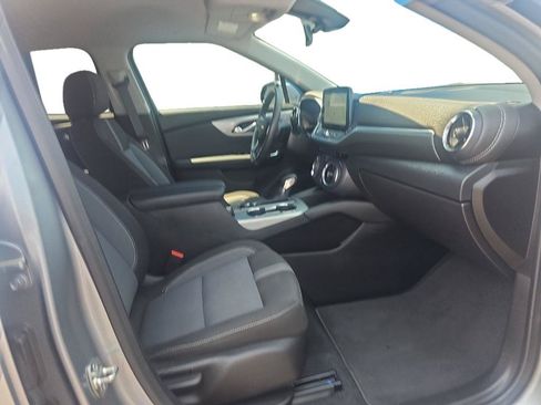 Used 2025 Chevrolet Blazer LT FWD image 10