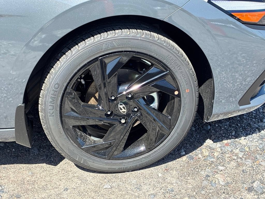 New 2026 Hyundai Elantra SEL Sport FWD image 48