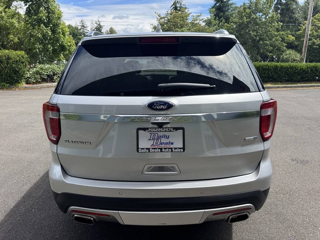 Used 2017 Ford Explorer Platinum AWD/4WD image 9