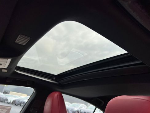 Certified 2022 Lexus ES 350 F Sport w/ Accessory Package image 33