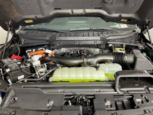 New 2025 Ford F150 XLT w/ Equipment Group 302A MID image 9