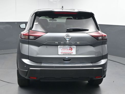New 2026 Nissan Rogue SV image 7