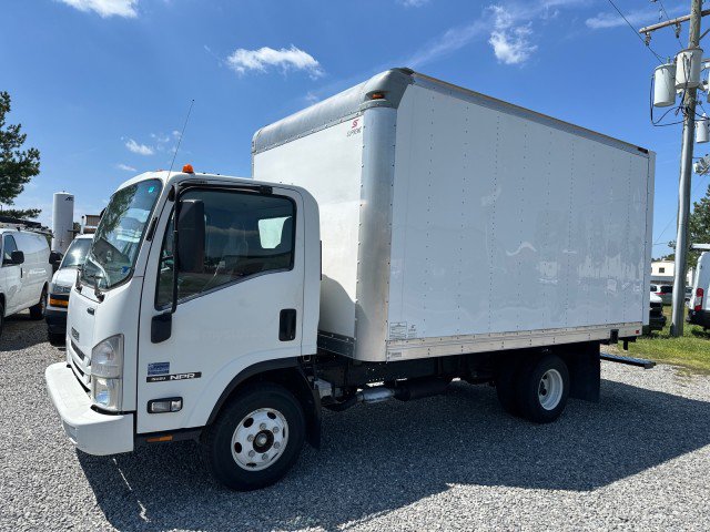 Used 2016 Isuzu NPR RWD image 1