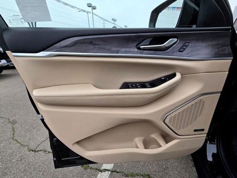 Certified 2022 Jeep Grand Cherokee Limited image 22