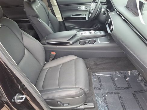 Used 2025 Genesis GV70 2.5T image 25