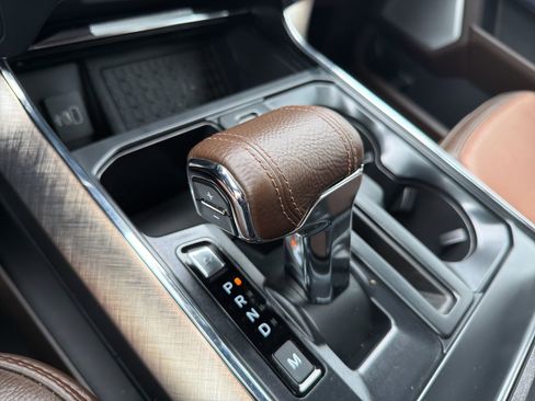 Used 2025 Ford F150 King Ranch w/ FX4 Off-Road Package image 24