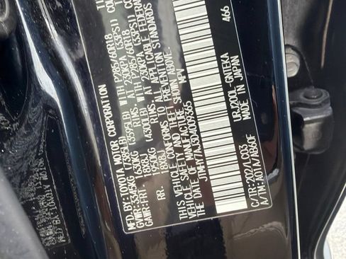 Used 2013 Toyota Land Cruiser AWD/4WD image 17