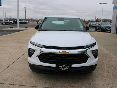 New 2026 Chevrolet TrailBlazer LS image 3