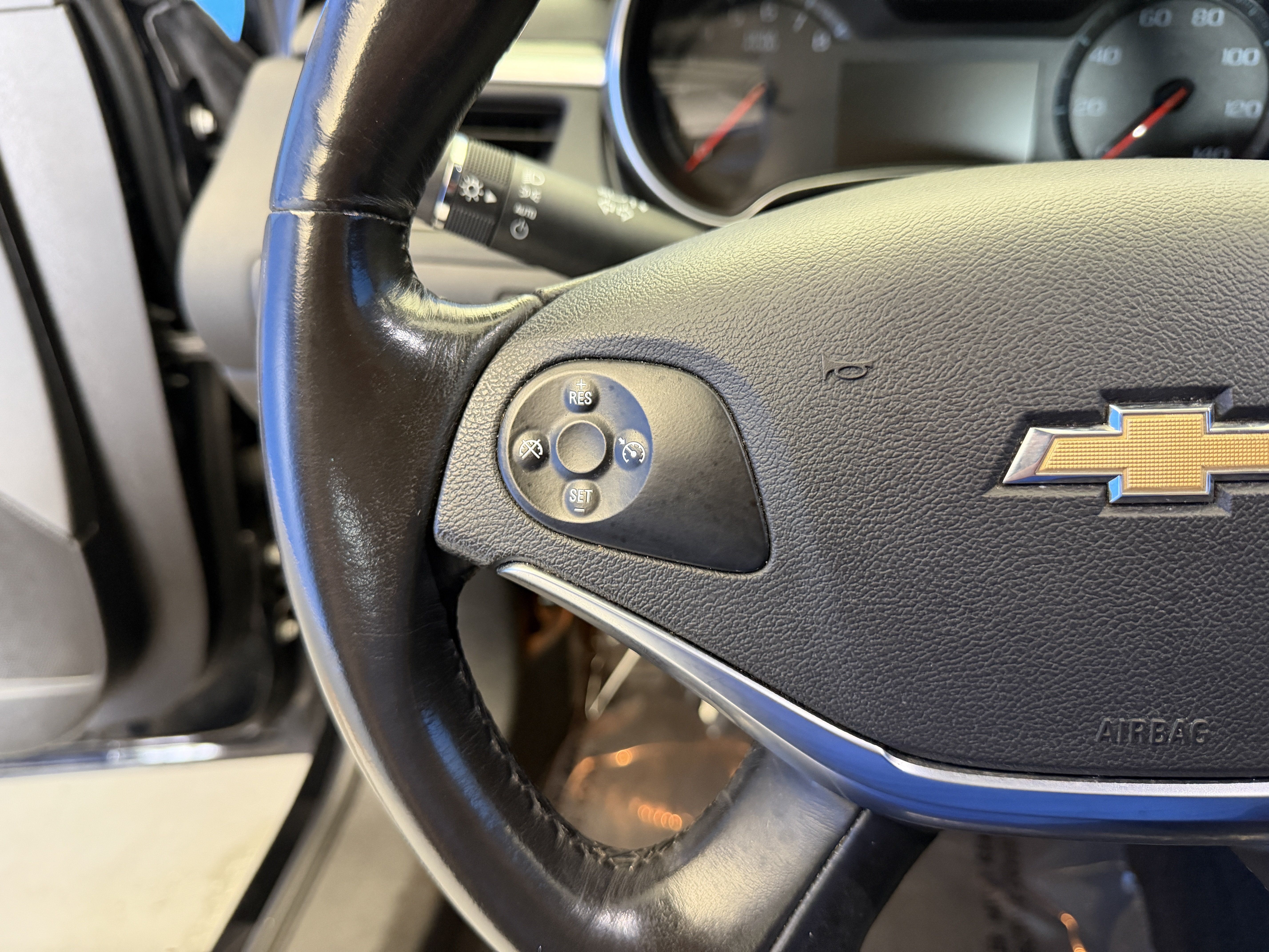 Used 2019 Chevrolet Impala LT FWD image 15