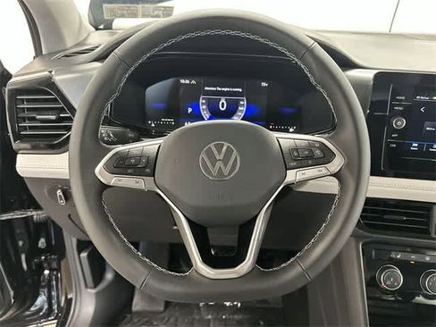 Certified 2025 Volkswagen Taos S image 7